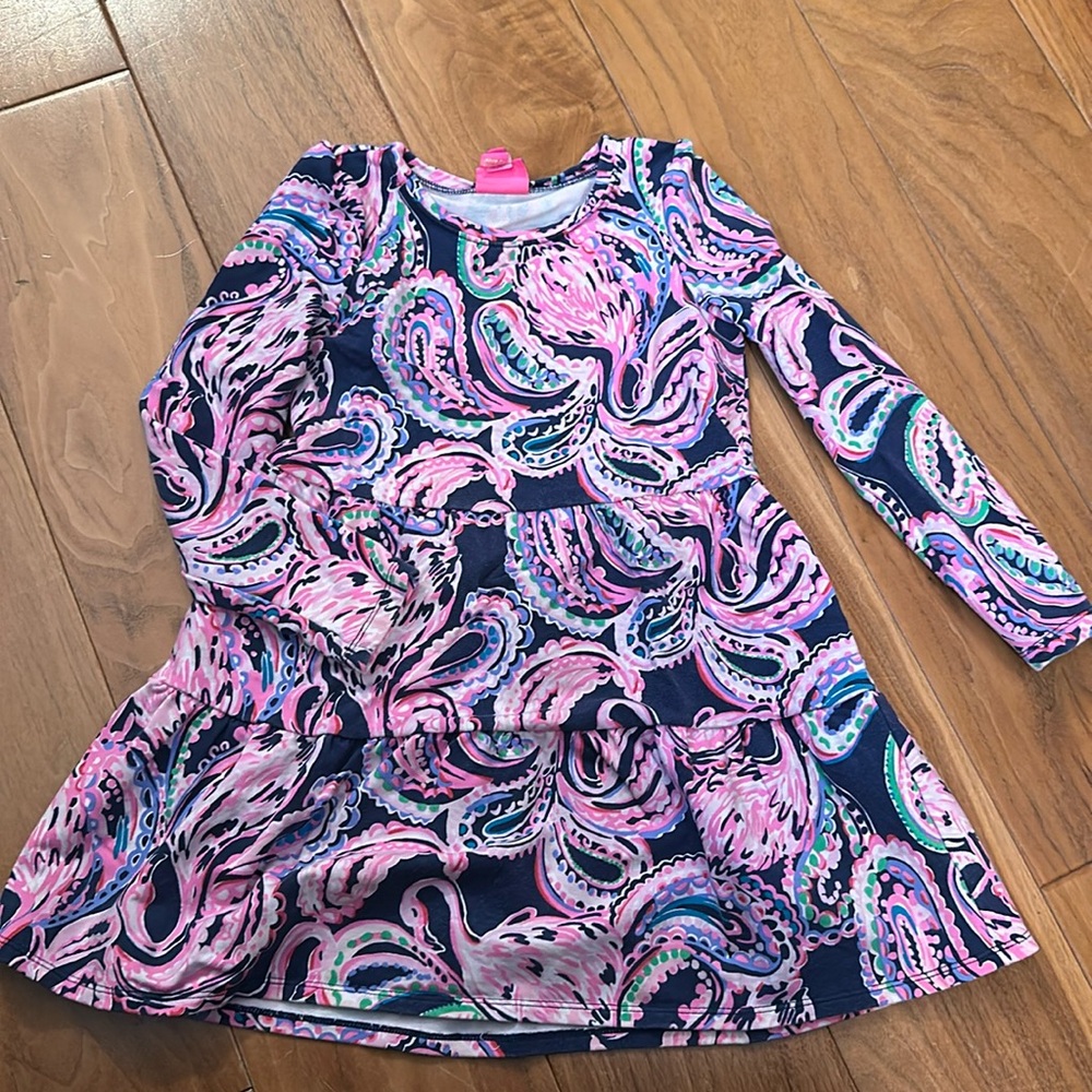 Girls long sleeve lilkynpulitzer dress size medium